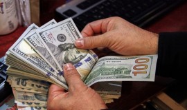 الدولار يعاود الارتفاع ويتجاوز 157 ألفاً في بغداد وأربيل